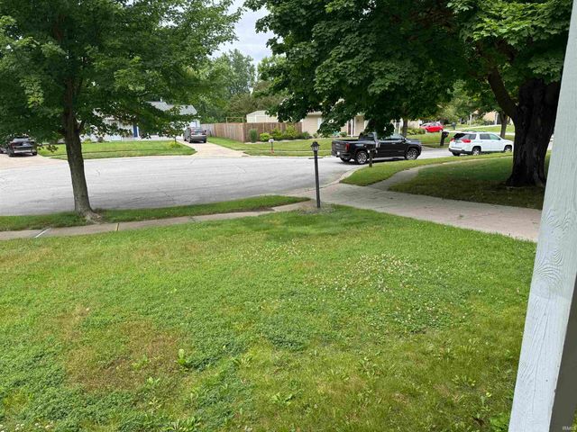 7824 Greenbank Court, Fort Wayne, IN 46815