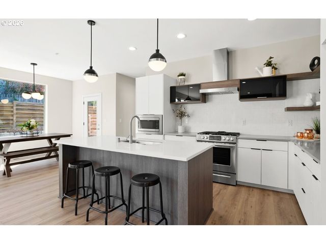 6015 Ne 44TH Ave, Vancouver, WA 98661