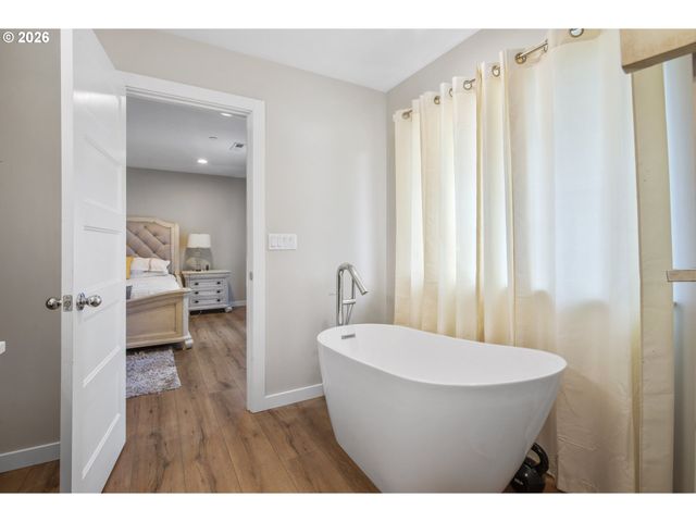 6015 Ne 44TH Ave, Vancouver, WA 98661