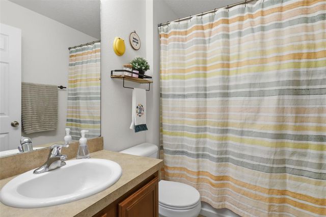 5044 DANCING BAY LANE, Wesley Chapel, FL 33543