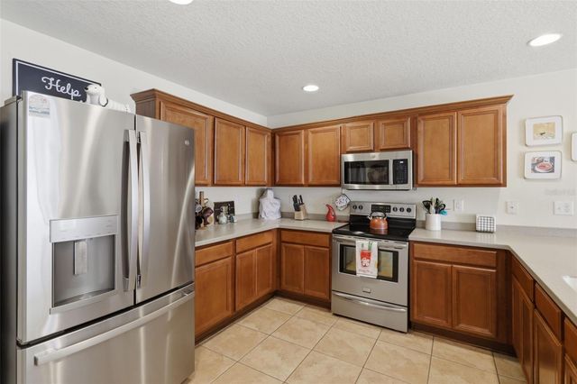 5044 DANCING BAY LANE, Wesley Chapel, FL 33543