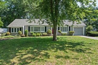 49 Windemere Circle, Braintree, MA 02184