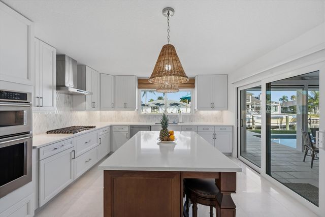 9039 SE Hawksbill Way, Hobe Sound, FL 33455