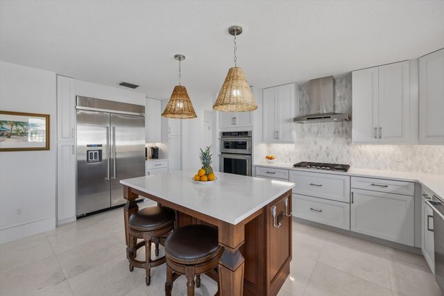 9039 SE Hawksbill Way, Hobe Sound, FL 33455