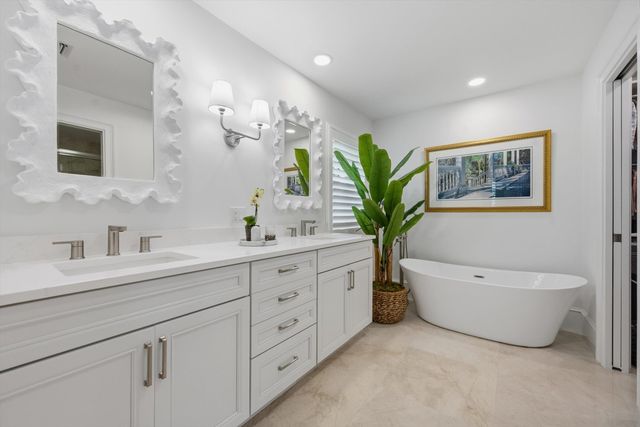 9039 SE Hawksbill Way, Hobe Sound, FL 33455