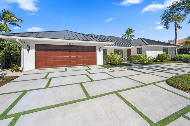 9039 SE Hawksbill Way, Hobe Sound, FL 33455