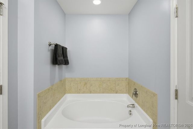 2848 Truewinds Drive, Fayetteville, NC 28306