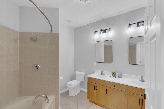 222 MASTERSON CT, Ewing, NJ 08618
