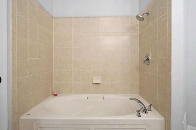 222 MASTERSON CT, Ewing, NJ 08618