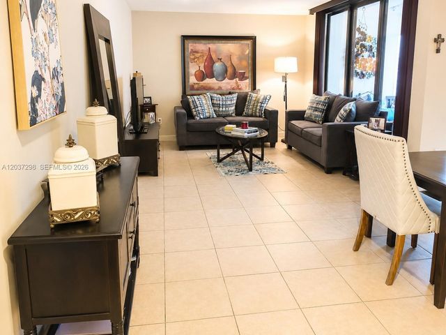 3545 Magellan Circle 3585, Aventura, FL 33180