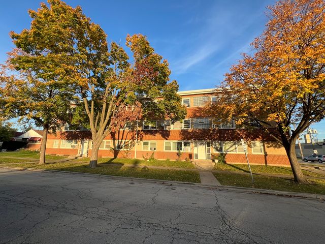 543 GENEVA Avenue 104A, Bellwood, IL 60104