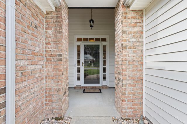 125 Seville Dr., Murrells Inlet, SC 29576