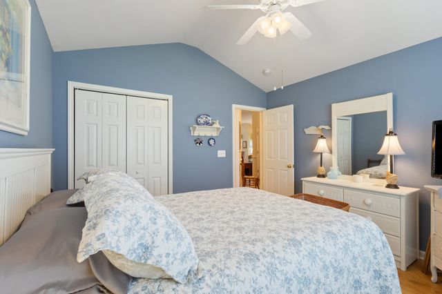 125 Seville Dr., Murrells Inlet, SC 29576