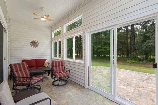 125 Seville Dr., Murrells Inlet, SC 29576