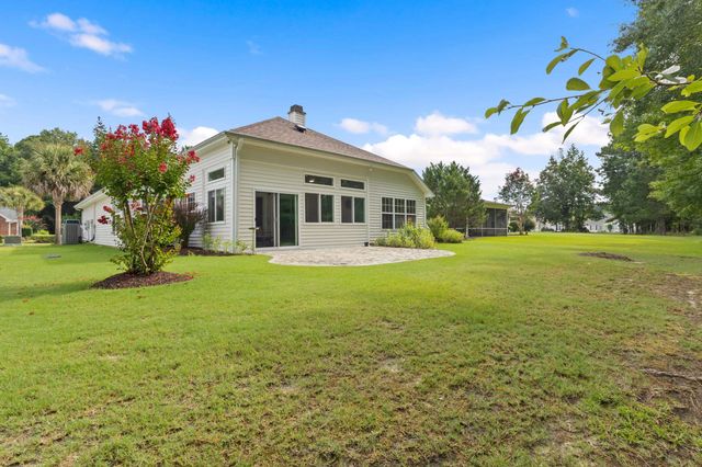 125 Seville Dr., Murrells Inlet, SC 29576