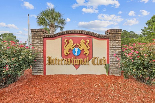 125 Seville Dr., Murrells Inlet, SC 29576