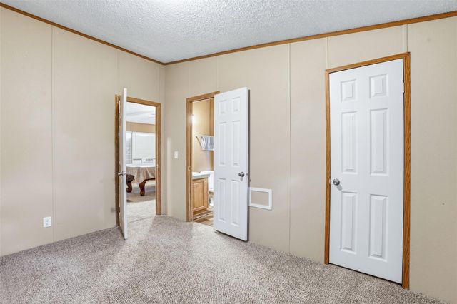 25 County Road 6022b, Dayton, TX 77535