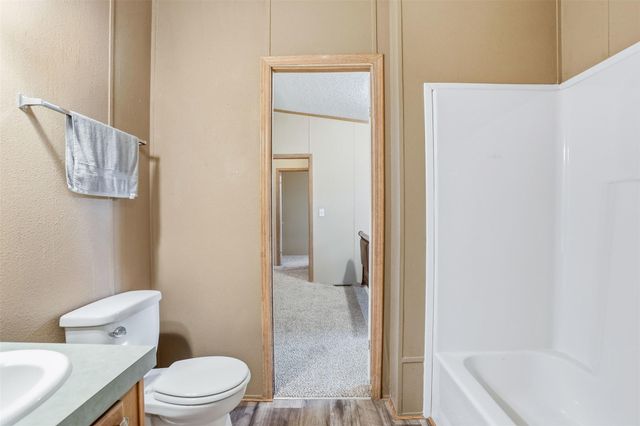 25 County Road 6022b, Dayton, TX 77535