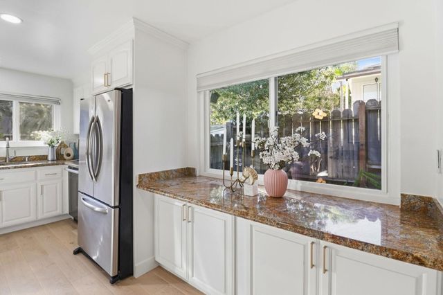 3236 Brittan Avenue, San Carlos, CA 94070