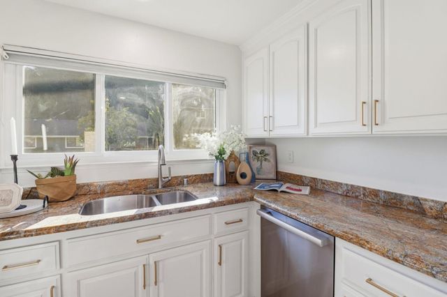 3236 Brittan Avenue, San Carlos, CA 94070