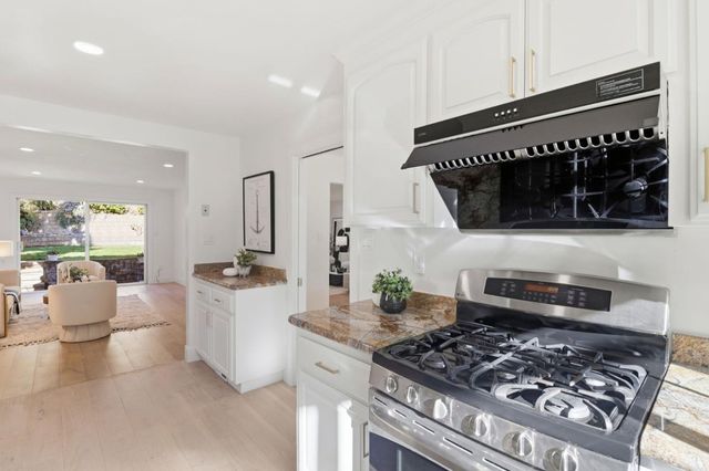 3236 Brittan Avenue, San Carlos, CA 94070