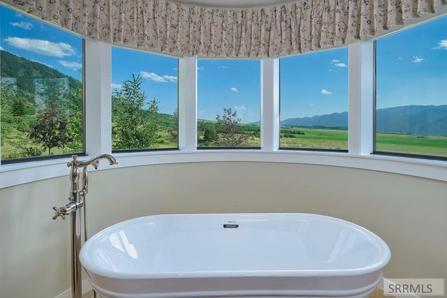 162 Wapiti Run, Swan Valley, ID 83449