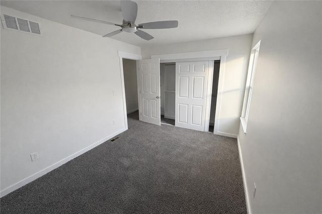 616-618 N Hocker Avenue, Independence, MO 64050