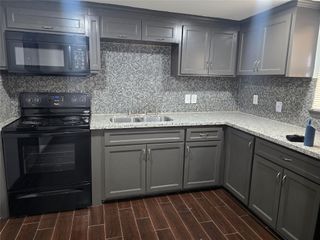 1501 Asbury B, Houston, TX 77007