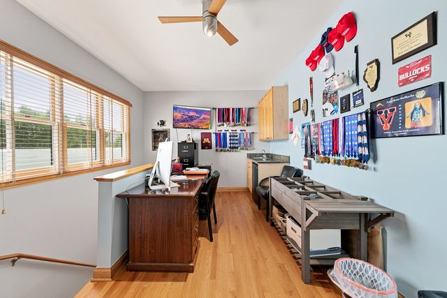2455 W Ohio Street 8E, Chicago, IL 60612