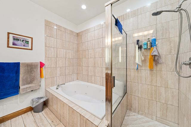 2455 W Ohio Street 8E, Chicago, IL 60612