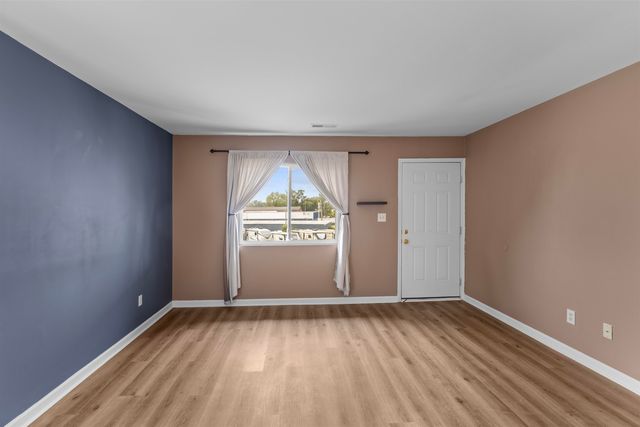 603 Wagon Wheel Rd Apt 201, Myrtle Beach, SC 29572
