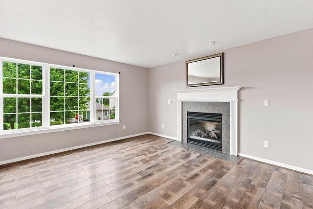 N173W20130 Raymond ROAD, Jackson, WI 53037