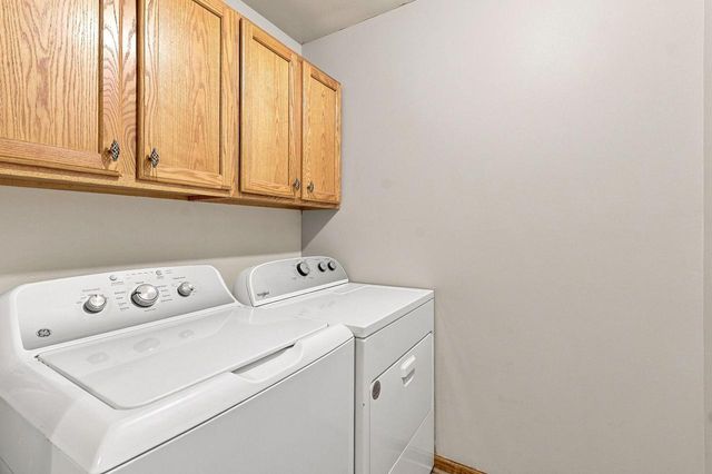 N173W20130 Raymond ROAD, Jackson, WI 53037