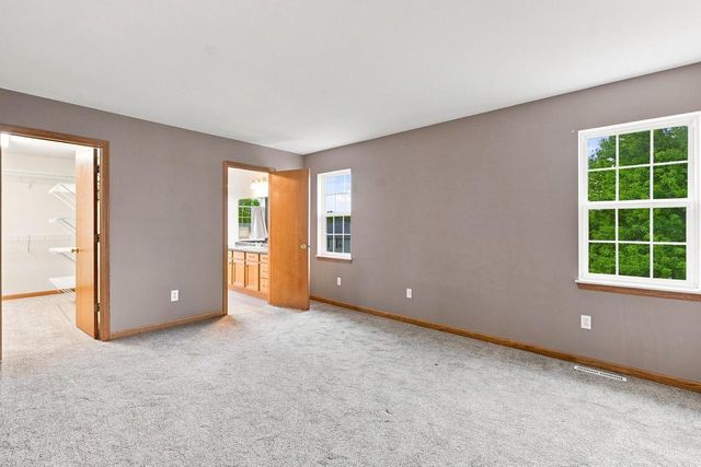 N173W20130 Raymond ROAD, Jackson, WI 53037