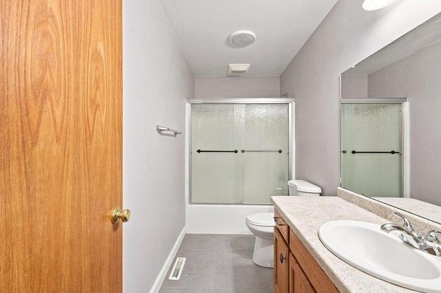 N173W20130 Raymond ROAD, Jackson, WI 53037