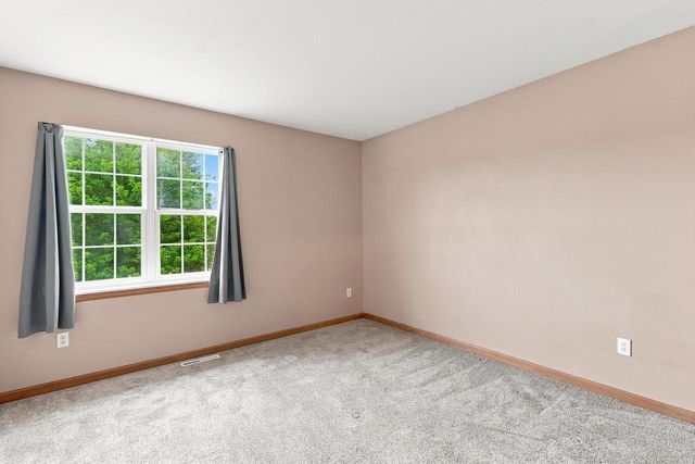 N173W20130 Raymond ROAD, Jackson, WI 53037