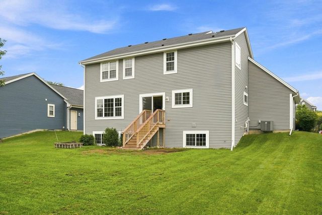 N173W20130 Raymond ROAD, Jackson, WI 53037