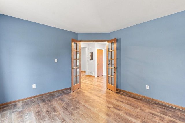 N173W20130 Raymond ROAD, Jackson, WI 53037