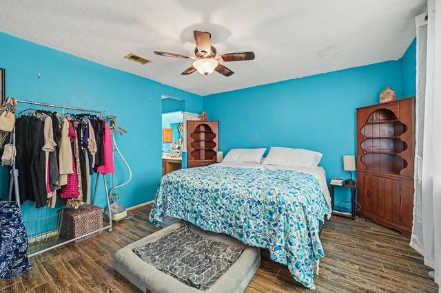 22107 Kenlake Drive, Katy, TX 77450