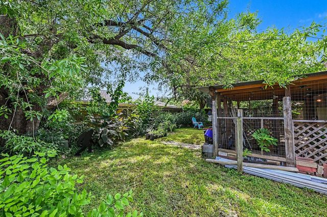 22107 Kenlake Drive, Katy, TX 77450