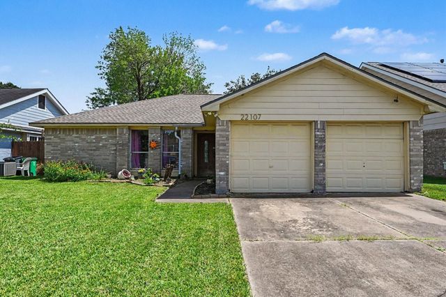 22107 Kenlake Drive, Katy, TX 77450