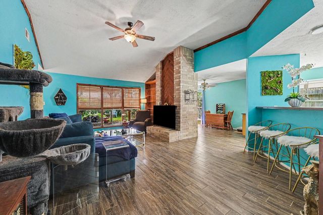22107 Kenlake Drive, Katy, TX 77450