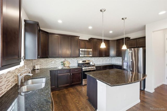 7566 S Quantock Court, Aurora, CO 80016