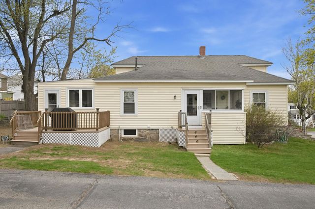 82 Sunnyside Street, Manchester, NH 03103