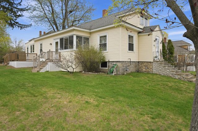 82 Sunnyside Street, Manchester, NH 03103