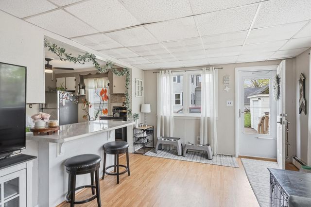 82 Sunnyside Street, Manchester, NH 03103