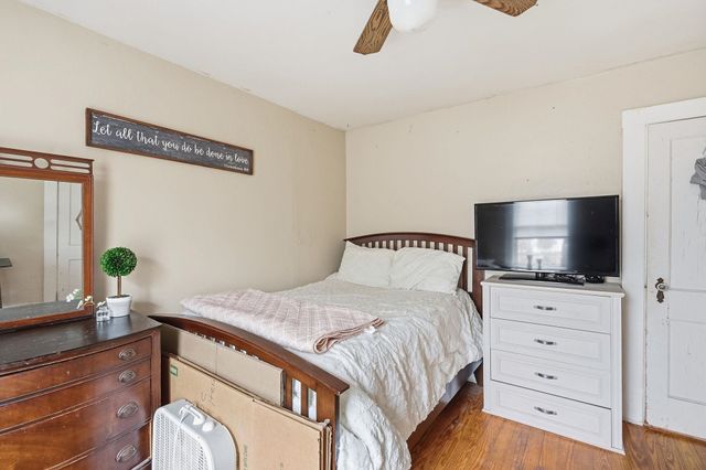 82 Sunnyside Street, Manchester, NH 03103