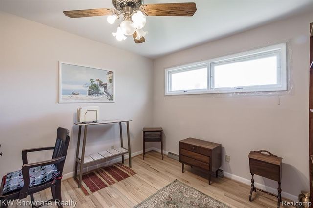 4344 Waterloo Street, Waterford, MI 48329