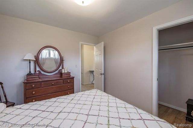 4344 Waterloo Street, Waterford, MI 48329
