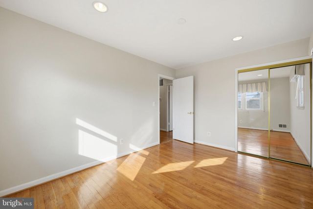 1721 UNIVERSITY BLVD W, Silver Spring, MD 20902